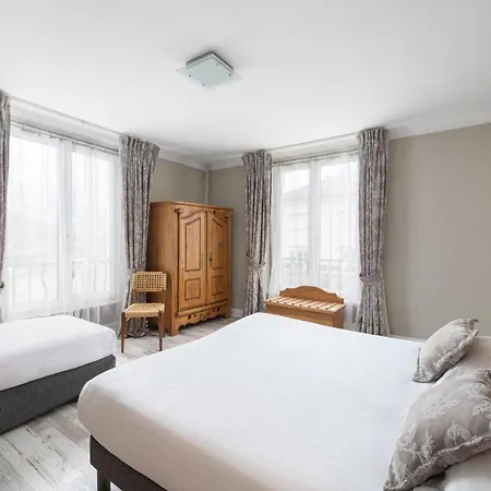 De La Paix Hotell 2*